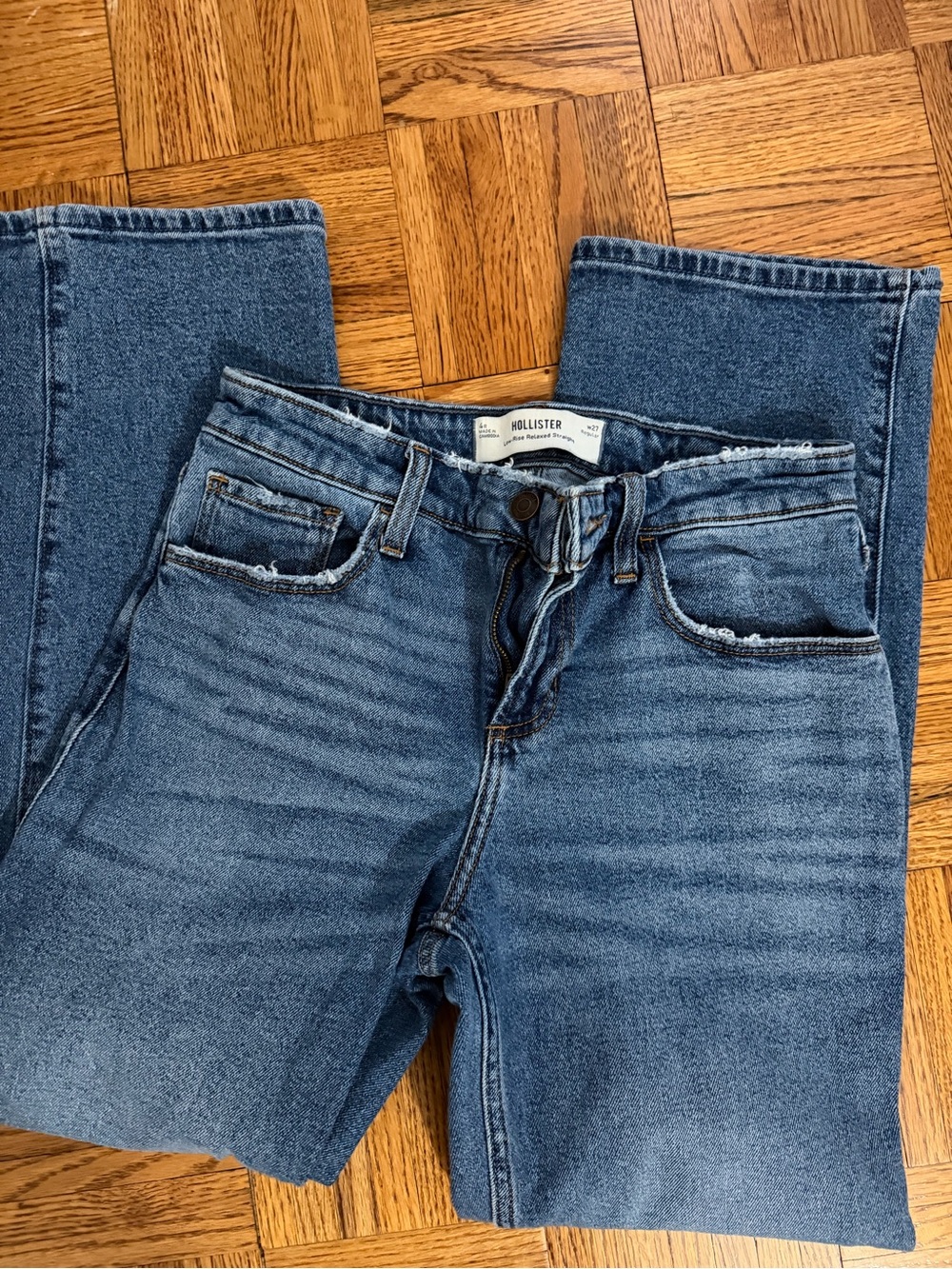Hollister Women's Medium Blue Straight-Leg Jeans